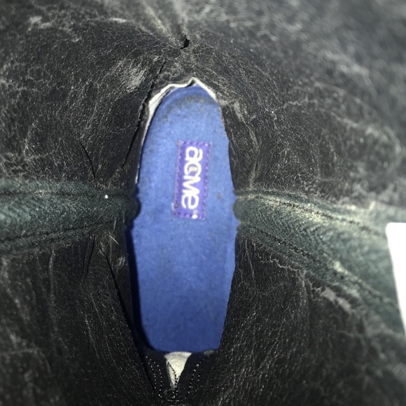 Sold - Picture 6 of 7